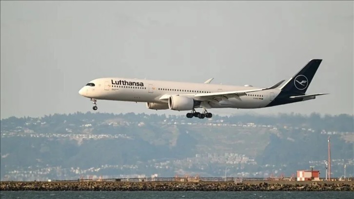 Alman hava yolu şirketi Lufthansa, Tahran uçuşlarını güvenlik nedeniyle durdurdu