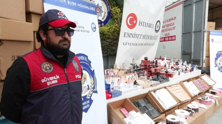 Arnavutköy'de sahte parfüm operasyonu: 64 bin şişe ele geçirildi