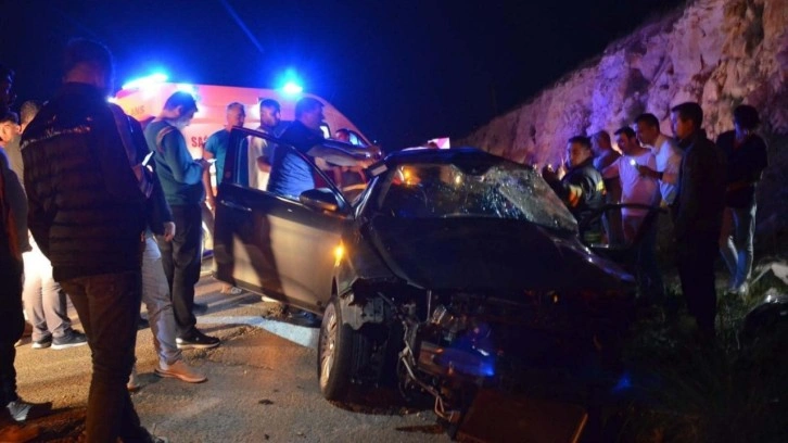 Aydın'da yolcu otobüsü ile otomobil çarpıştı: 4 ölü