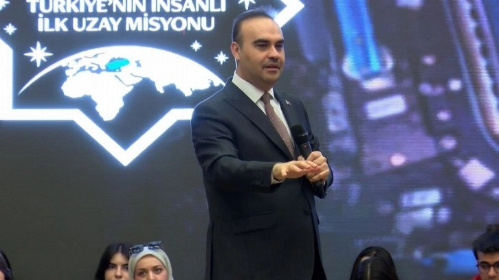 Bakan Kacır: "Uzay erişim projelerimizi tamamlayacağız"