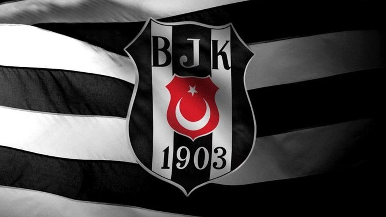 Beşiktaş Başkanı Hasan Arat istifa etti