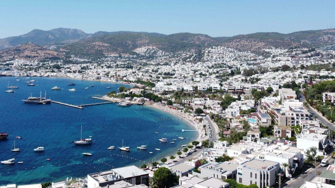 Bodrum'da otel fiyatları 1500 liradan başlayıp, 41 bin liraya kadar çıkıyor