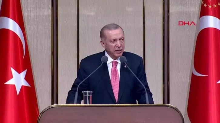 Cumhurbaşkanı Erdoğan, Papa ile telefonda görüştü