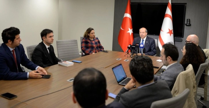 Cumhurbaşkanı Tatar, Washington'da Türk basın mensuplarıyla bir araya geldi