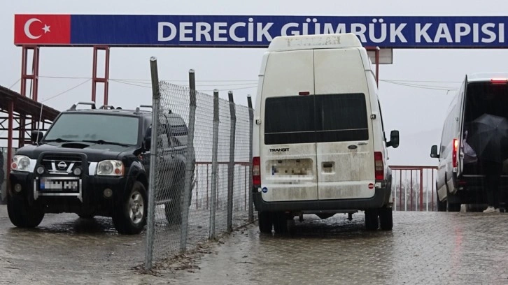 Derecik'teki gümrük kapısından 11 ayda 355 bin kişi giriş-çıkış yaptı