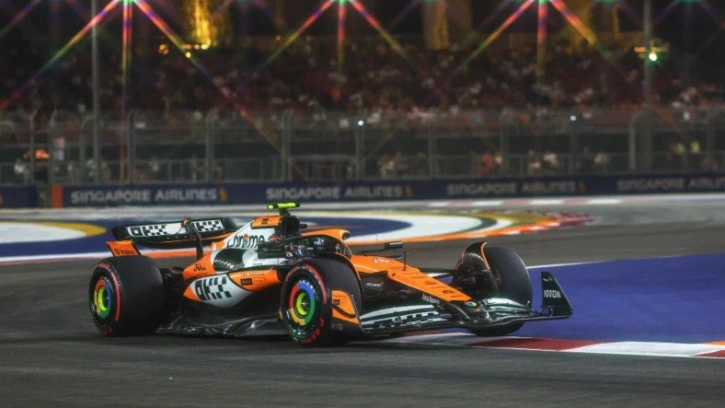 Formula 1'de Singapur GP Tamamlandı, McLaren Farkı Açtı