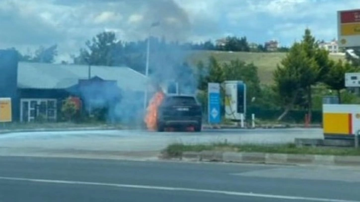 Gaziantep'te Bir Togg T10X Şarj Olurken Yandı