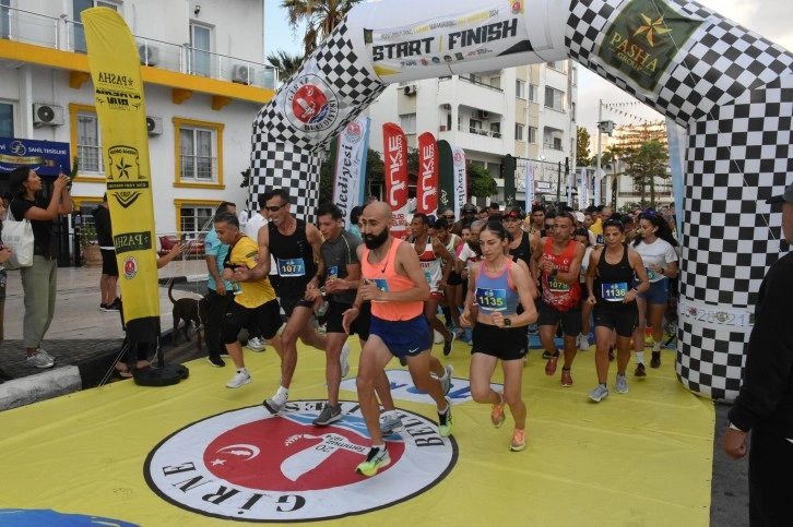 Girne Yarı Maratonu yapıldı