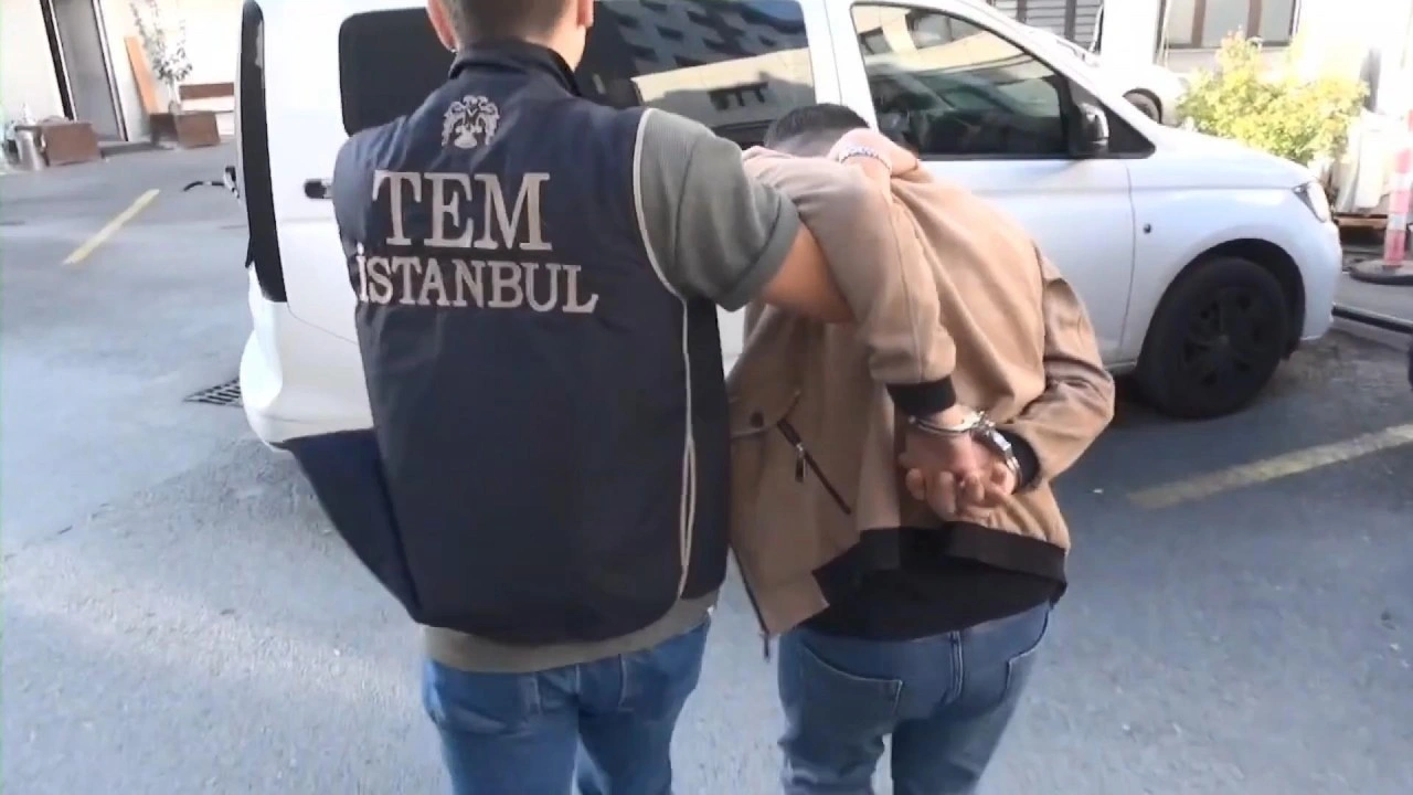 İstanbul'da DEAŞ operasyonu: Bomba düzeneklerini hazırlayan şüpheli yakalandı!