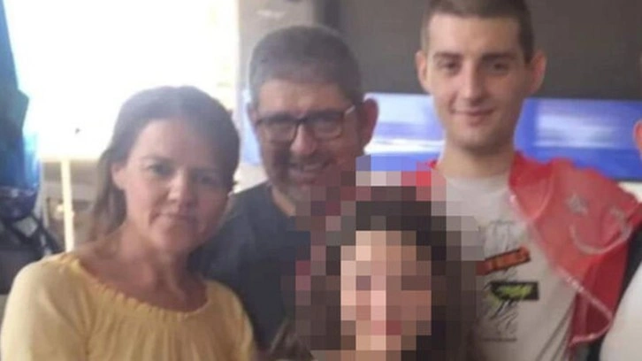 İzmir'de evlat dehşeti! Anne ve babasını öldürdü