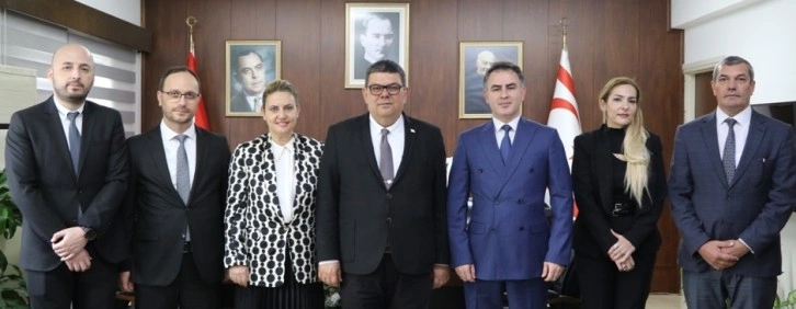 Maliye Bakanı Berova, Türksat Genel Müdür Savaş’la görüştü