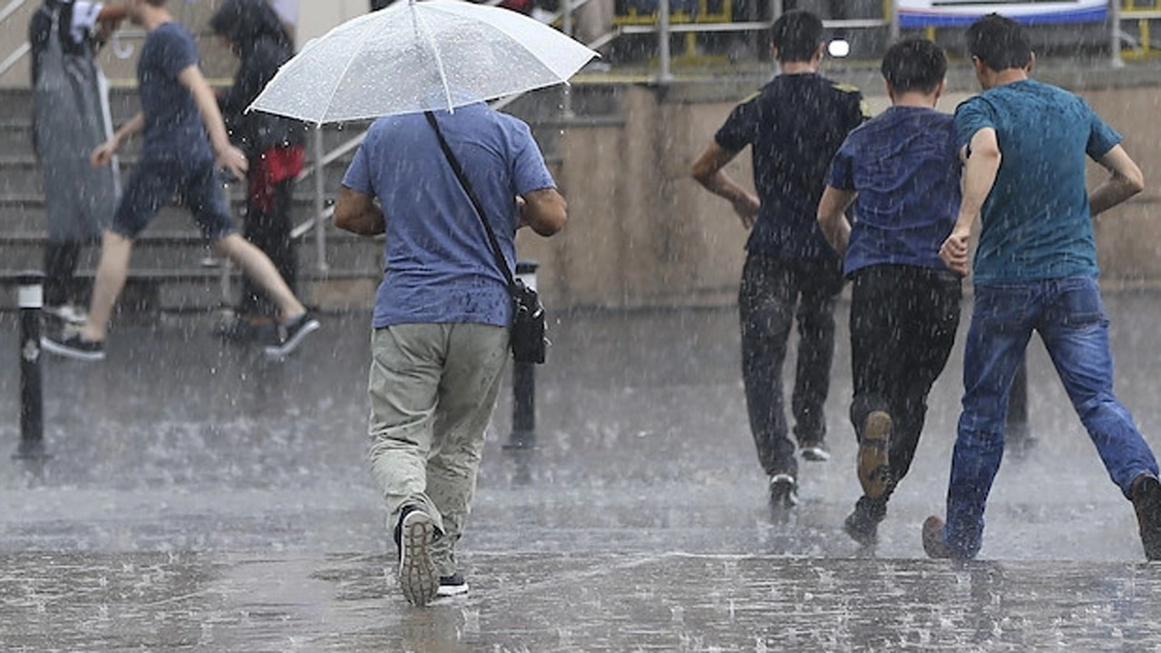 Meteoroloji'den korkutan uyarı: İstanbul'u sağanak fena vuracak!