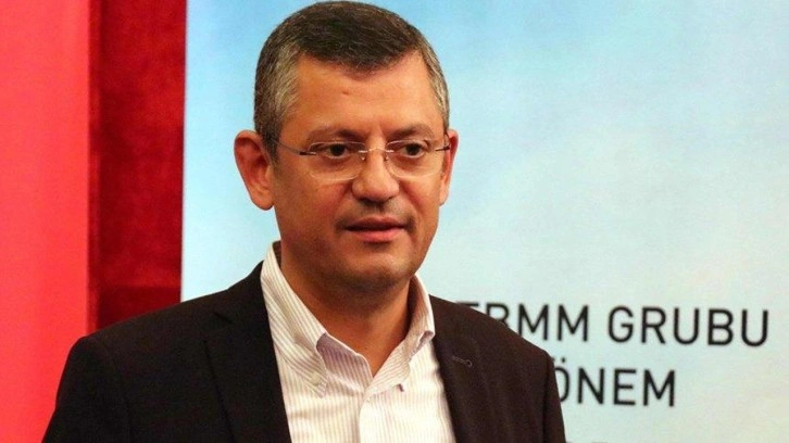 Özgür Özel'den kongrede sert çıkış: 