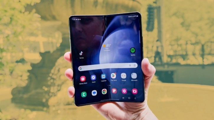 Samsung Galaxy Z Fold ve Z Flip'in 