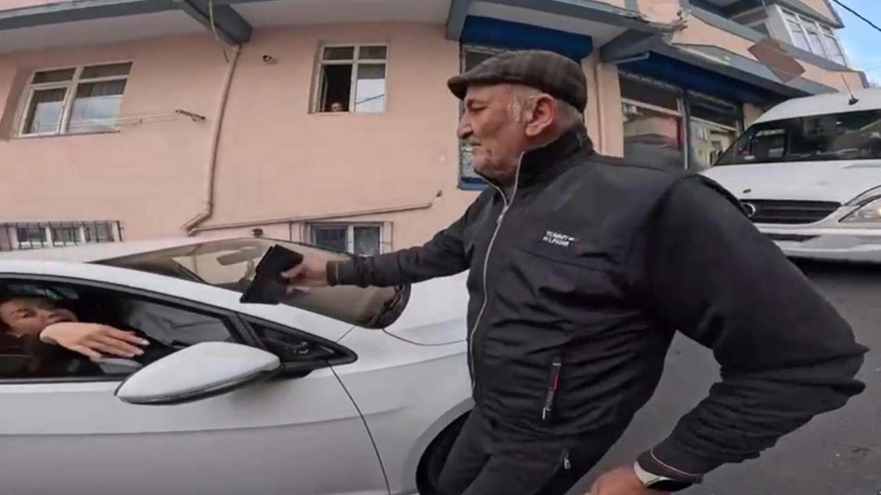 Sarıyer'de trafikte yol verme tartışması: "Gaziysen evinde otur"