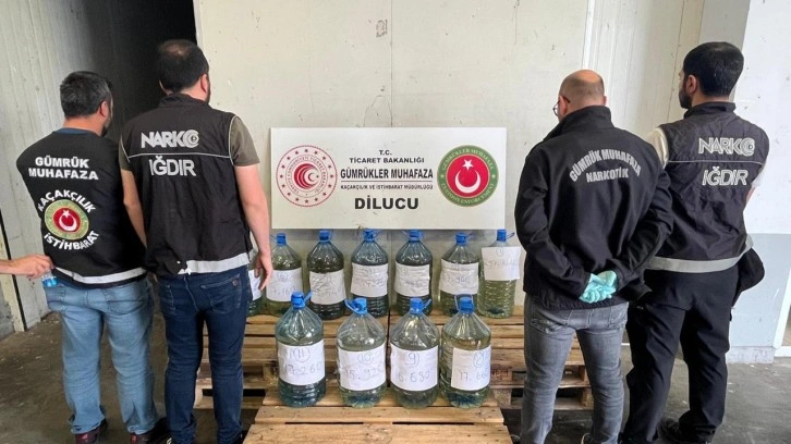 TIR'ın yakıt deposunda 257 kilo sıvı metamfetamin ele geçirildi