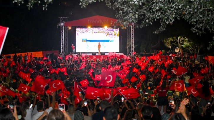 Türkiye - Brezilya voleybol maçı dev ekranda izlenecek