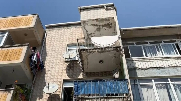 Üsküdar'da Karacaahmet manzaralı ‘mezar apartmanlar’