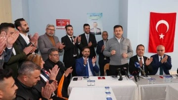 AK Parti'nin İzmir adayı Dağ, mevcut yönetimin o projesini sürdüreceğini söyledi