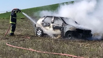 'Çok sinirlendim' deyip, karısının otomobilini yaktı