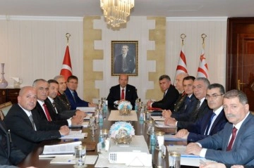 Cumhurbaşkanı Tatar’ın başkanlığında üst düzey toplantı yapıldı