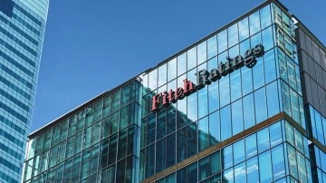 Fitch, Türkiye'nin kredi notunu yükseltti