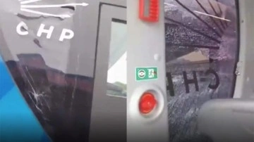 FLAŞ! Trabzon'da Özgür Özel'in seçim otobüsüne taşlı saldırı! Valilik: Siyasi nedeni yok