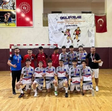 Hala Sultan Futsal Takımı Türkiye finallerinde