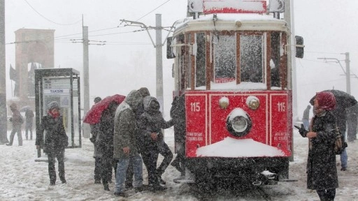 'İstanbul'a kar ne zaman yağacak?' sorusuna en net yanıt