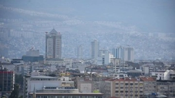 İzmir'de çöl tozu etkili oldu