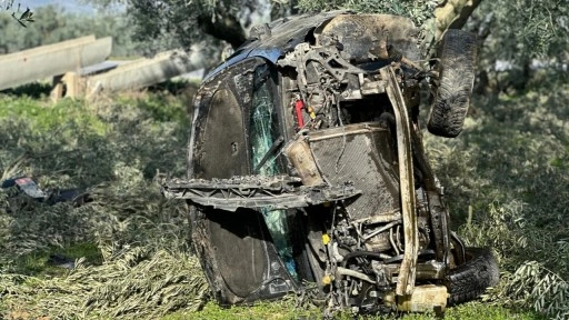 İznik'te feci kaza! Sürücü yara almadan kurtuldu