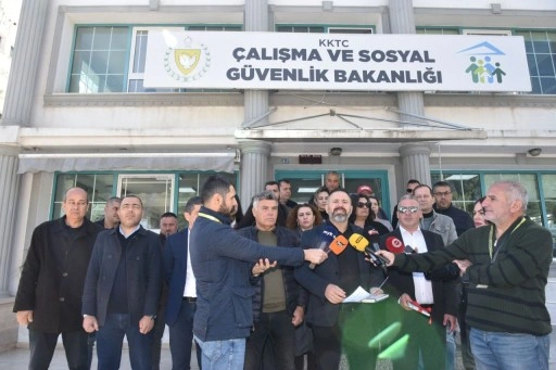 KİEF, Çalışma ve Sosyal Güvenlik Bakanlığı önünde protesto eylemi düzenledi