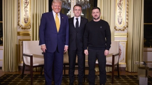 Macron, Zelenskiy ve Trump, Paris'te bir araya geldi