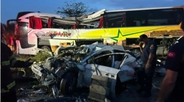 Mersin'de zincirleme kaza: 10 ölü, 30 yaralı