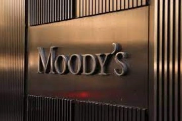 Moody's, Türkiye'nin kredi notunu iki kademe artırdı