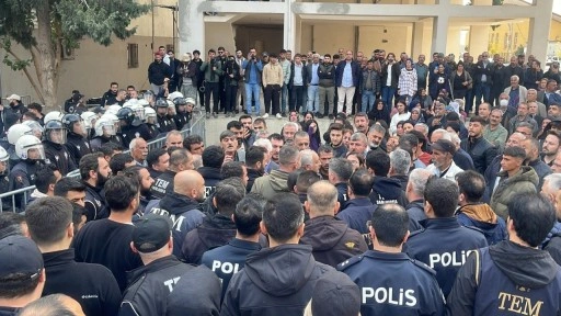 Şanlıurfa'da polise taşlı saldırıda 10 tutuklama