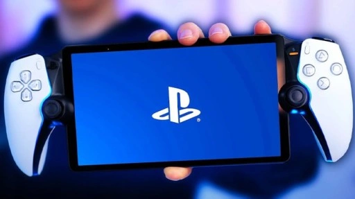 Sony, Tamamen Yeni Bir El Konsolu Üzerinde Çalışıyor