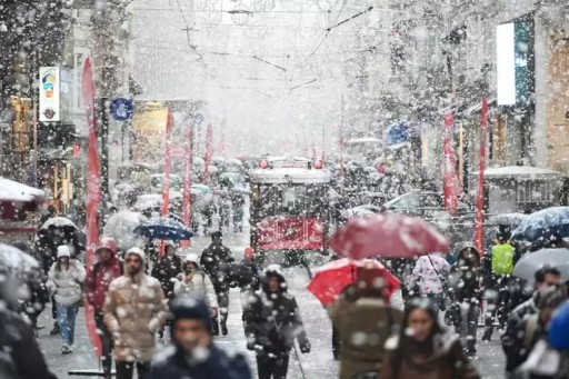 Türkiye beyaz örtüyle kaplandı