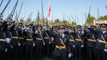 Türkiye o teğmenin komutanına verdiği yanıtı konuşuyor