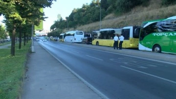 Üsküdar’da şehirlerarası yolcu otobüsü, İETT otobüsüne çarptı!